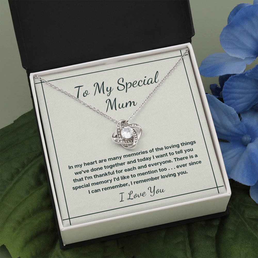 To a Special Mum Love Knot necklace